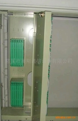 專業(yè)生產(chǎn)6芯直熔盤、熔接盤與熔纖盤 慈溪市展翔通信設(shè)備詳解